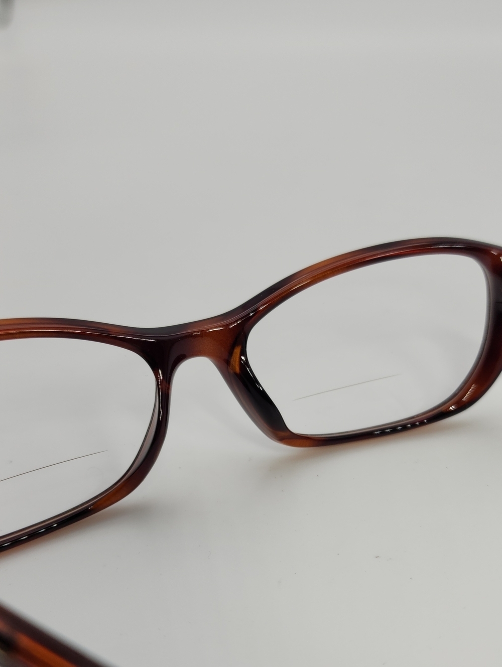 Fendi F977 238 Eyeglasses Frames | Tortoise Brown & Gold Logo | 54-14-135 Italy - Picture 11 of 13